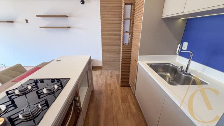 Apartamento para alugar – 2 quartos – Centro | Florianópolis/SC.