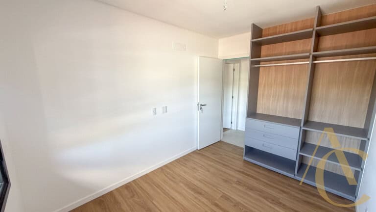 Apartamento para alugar – 2 quartos sendo 1 suíte – Saco Grande | Florianópolis/SC.
