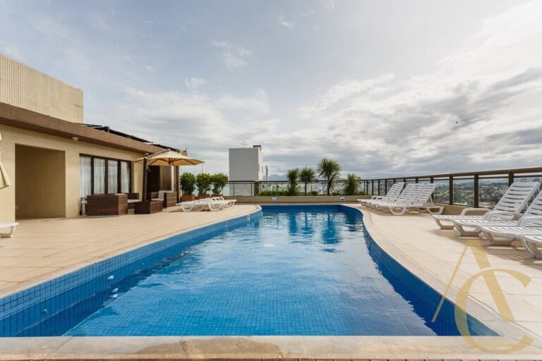 Apartamento à venda –  3 quartos sendo 1 suíte – Centro | Florianópolis/SC
