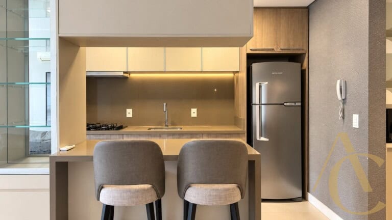 Apartamento à venda – 2 quartos sendo 1 suíte – Centro | Florianópolis/SC.
