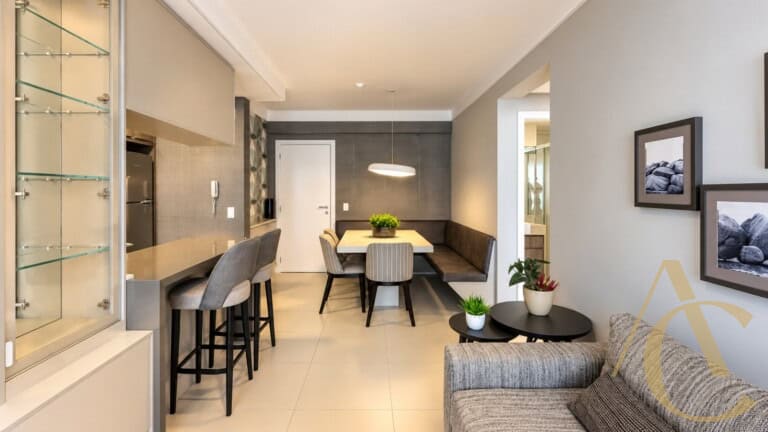 Apartamento à venda – 2 quartos sendo 1 suíte – Centro | Florianópolis/SC.