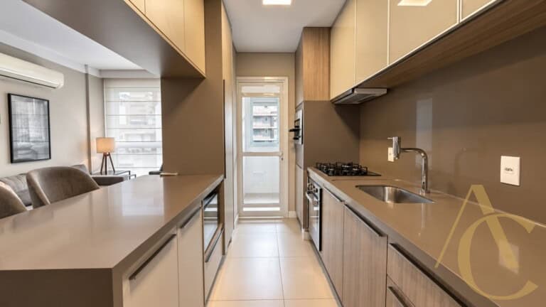 Apartamento à venda – 2 quartos sendo 1 suíte – Centro | Florianópolis/SC.