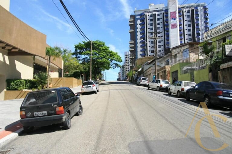 Apartamento à venda –  3 quartos sendo 1 suíte – Centro | Florianópolis/SC