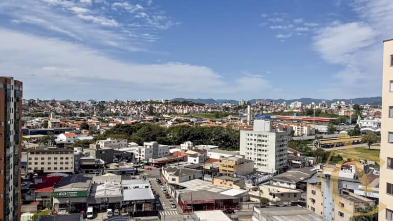 Apartamento para alugar – 03 quartos sendo 01 suíte – Campinas | São José/SC.