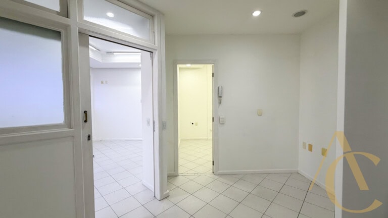 RESERVADO – Sala para alugar – 36,70m² – Campinas | São José, SC.
