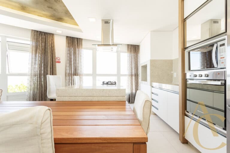 Apartamento para alugar – 03 quartos sendo 01 suíte – Campinas | São José/SC.