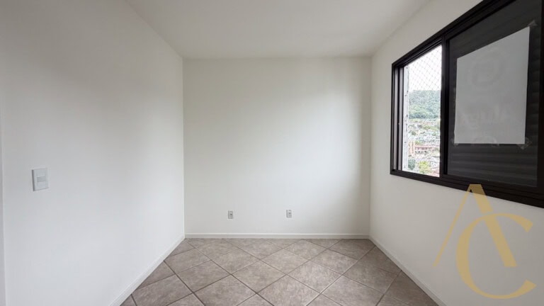 Apartamento para alugar – 2 quartos sendo 1 suíte – Agronômica | Florianópolis/SC.