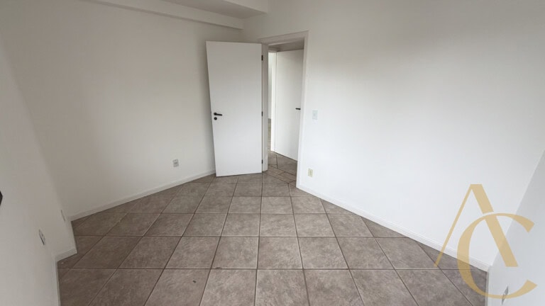 Apartamento para alugar – 2 quartos sendo 1 suíte – Agronômica | Florianópolis/SC.