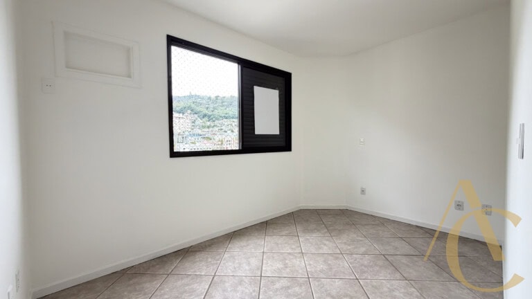 Apartamento para alugar – 2 quartos sendo 1 suíte – Agronômica | Florianópolis/SC.