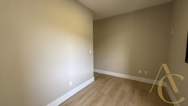 Apartamento para alugar – 2 suítes – Agronômica, Florianópolis/SC.