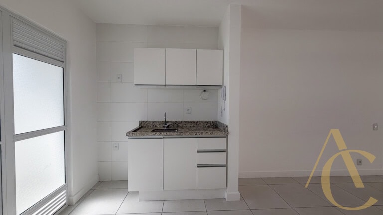Apartamento para alugar – 03 quartos sendo 01 suíte – Campinas | São José/SC.