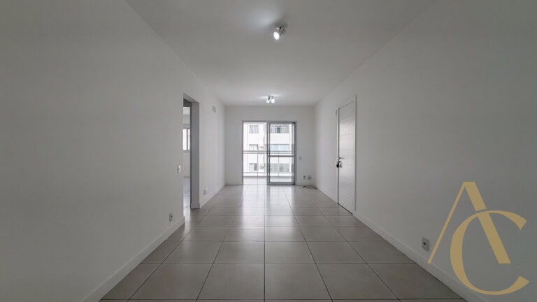 Apartamento para alugar – 03 quartos sendo 01 suíte – Campinas | São José/SC.