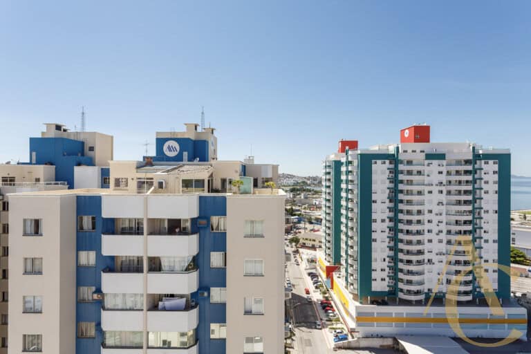 Apartamento para alugar – 03 quartos sendo 01 suíte – Campinas | São José/SC.