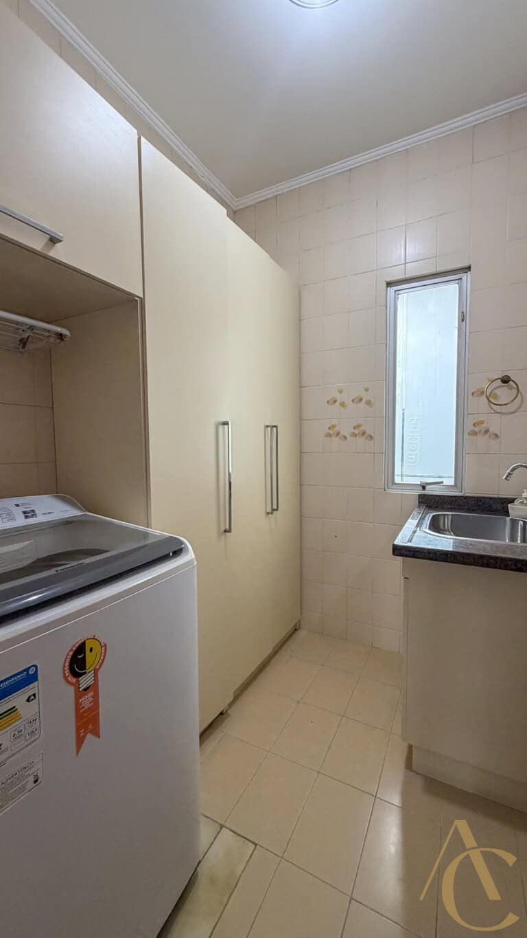 Casa residencial para alugar – 03 quartos sendo 01 suíte – Estreito | Florianópolis/SC.
