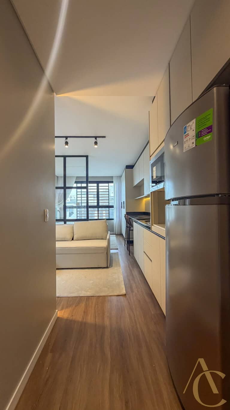 Studio para alugar – 34,95m² – Mobiliado – Centro | Florianópolis/SC.