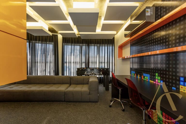 Apartamento para alugar – 03 quartos sendo 01 suíte – Campinas | São José/SC.