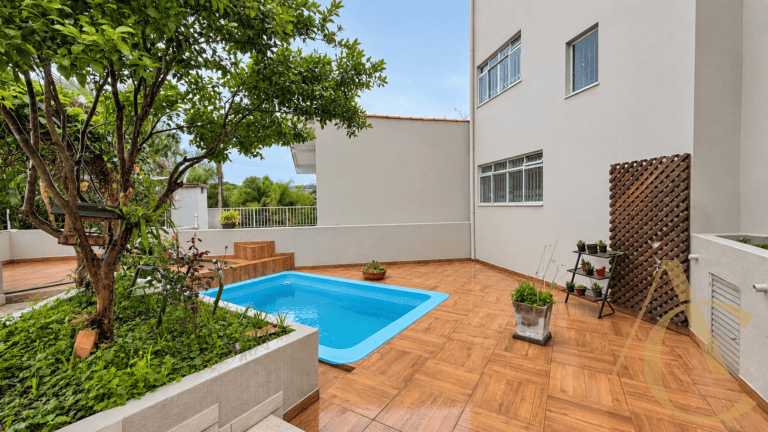 Casa residencial para alugar – 03 quartos sendo 01 suíte – Estreito | Florianópolis/SC.