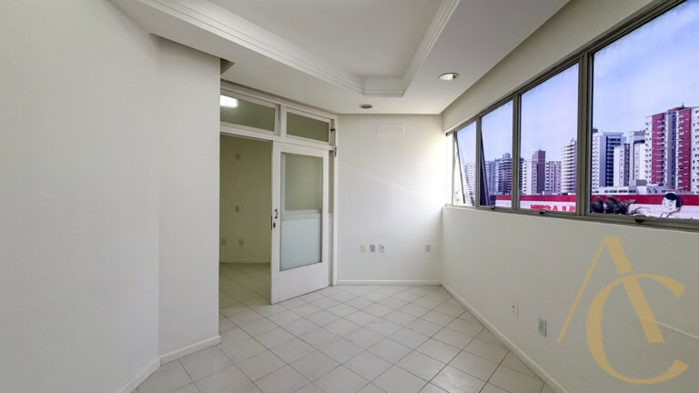 RESERVADO – Sala para alugar – 36,70m² – Campinas | São José, SC.