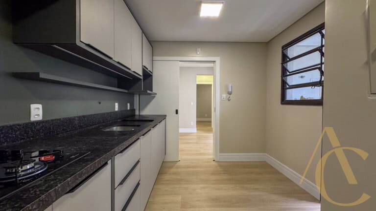 Apartamento para alugar – 2 suítes – Agronômica, Florianópolis/SC.