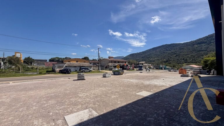 Loja para alugar – 258,68m² – São João do Rio Vermelho | Florianópolis/SC.