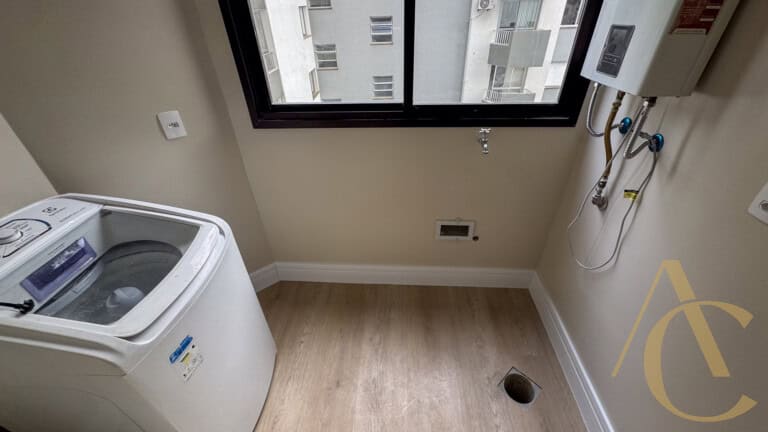Apartamento para alugar – 2 suítes – Agronômica, Florianópolis/SC.