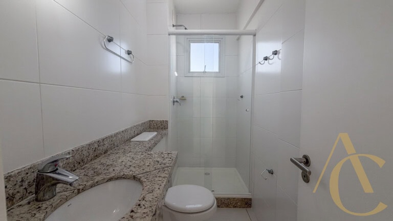Apartamento para alugar – 03 quartos sendo 01 suíte – Campinas | São José/SC.