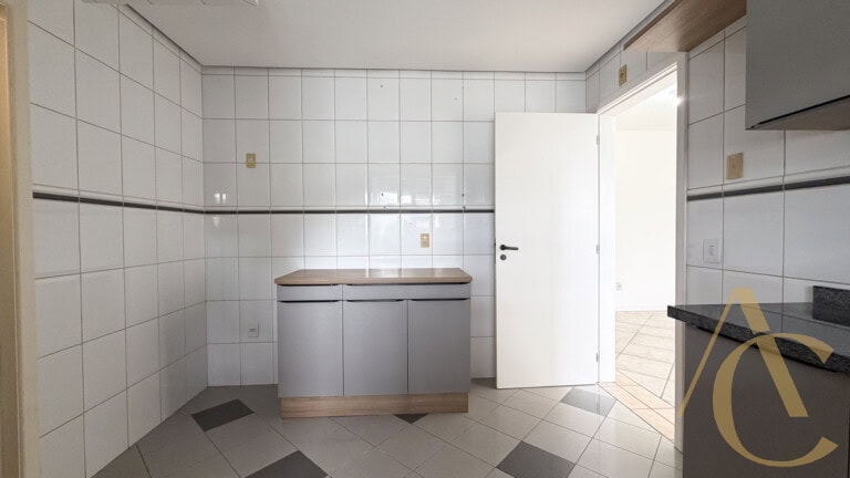 Apartamento para alugar – 2 quartos sendo 1 suíte – Agronômica | Florianópolis/SC.