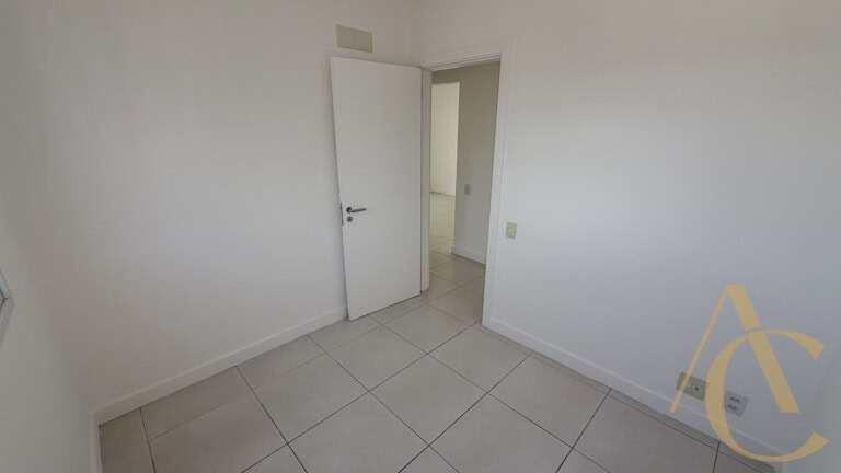 Apartamento para alugar – 03 quartos sendo 01 suíte – Campinas | São José/SC.