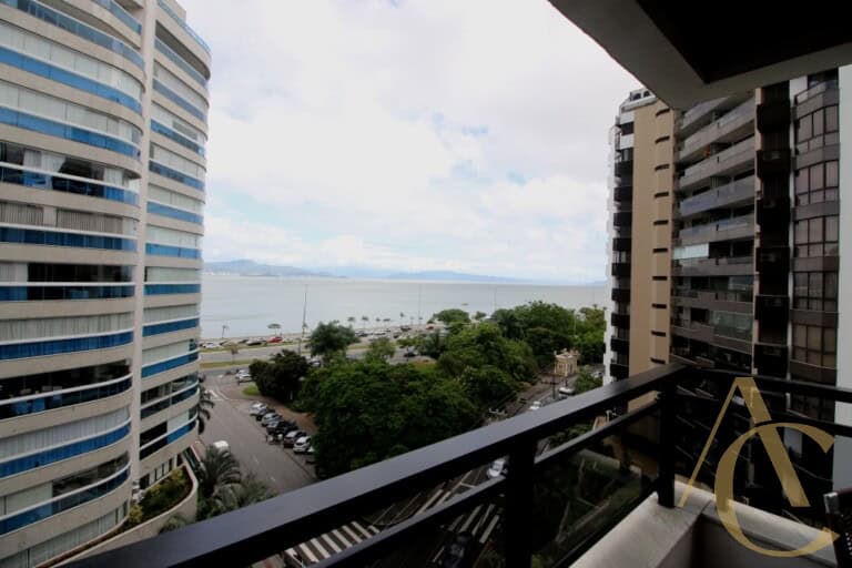 Apartamento para alugar – 03 quartos sendo 01 suíte – Agronômica | Florianópolis/SC.
